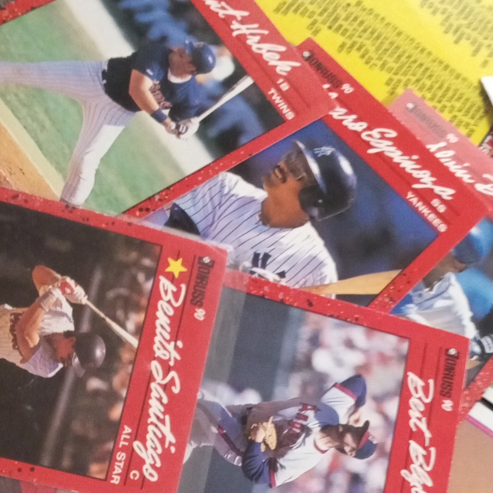 1988 topps and 1990 dunross baseball cards
